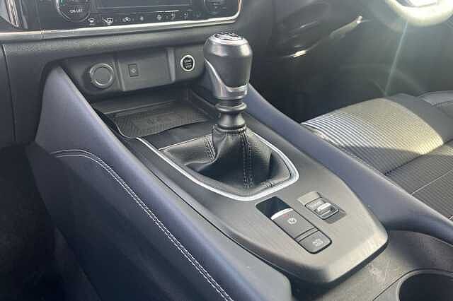 Nissan Qashqai 1.3 DiG-T MH Tekna 5dr