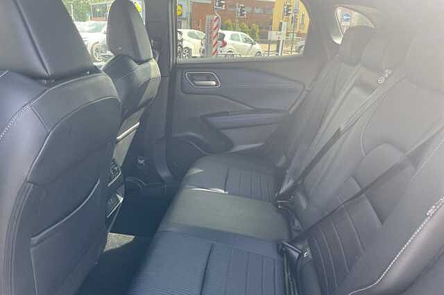 Nissan Qashqai 1.3 DiG-T MH Tekna 5dr