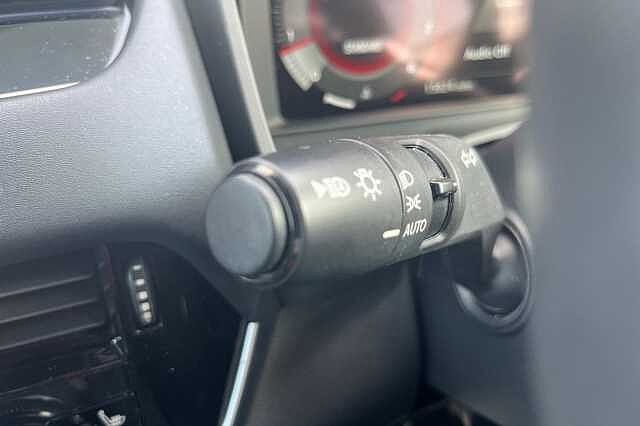 Nissan Qashqai 1.3 DiG-T MH Tekna 5dr