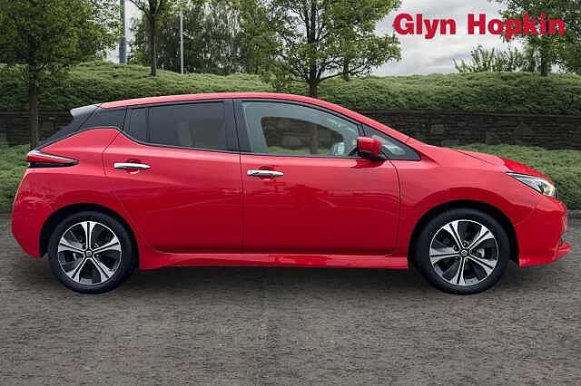 Nissan LEAF 110kW N-Connecta 40kWh 5dr Auto