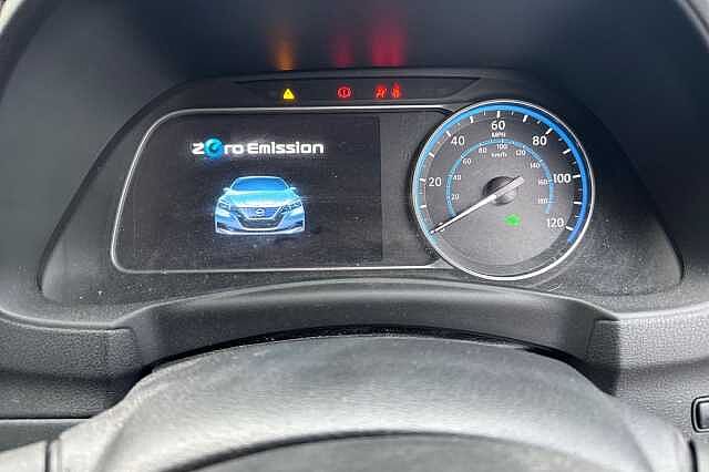 Nissan LEAF 110kW N-Connecta 40kWh 5dr Auto