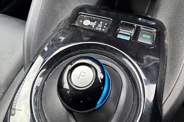 Nissan LEAF 110kW N-Connecta 40kWh 5dr Auto