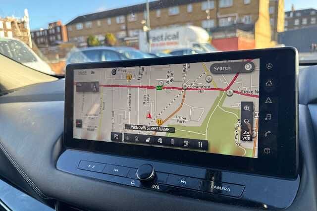 Nissan Qashqai 1.3 DiG-T MH 158 N-Connecta [Glass Rf] 5dr Xtronic