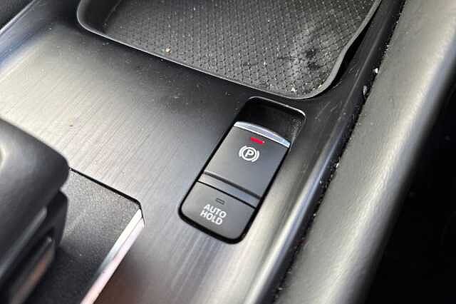 Nissan Qashqai 1.3 DiG-T MH 158 N-Connecta [Glass Rf] 5dr Xtronic