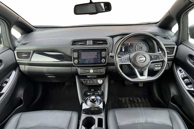 Nissan LEAF 110kW N-Connecta 39kWh 5dr Auto