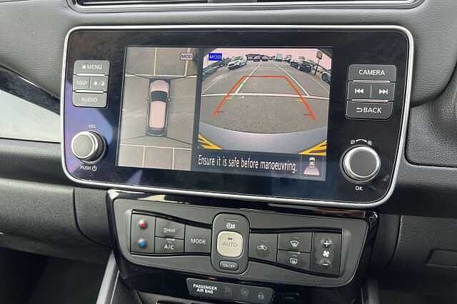Nissan LEAF 110kW N-Connecta 39kWh 5dr Auto