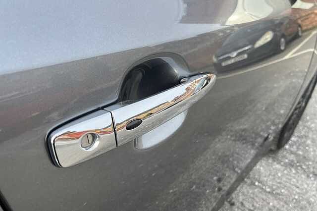 Nissan LEAF 110kW N-Connecta 39kWh 5dr Auto