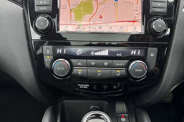 Nissan Qashqai 1.3 DiG-T 160 [157] N-Connecta 5dr DCT Glass Roof